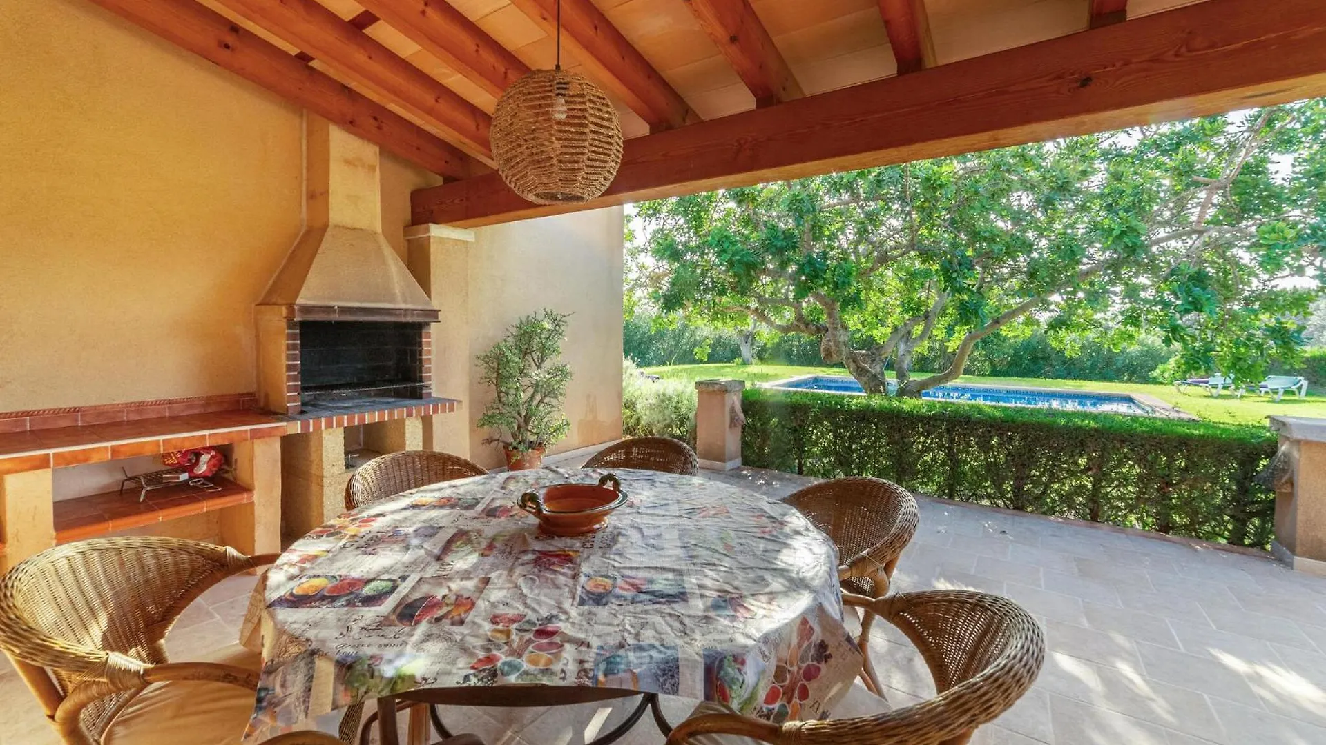Can Ullastre Son Servera  Tatil Evi